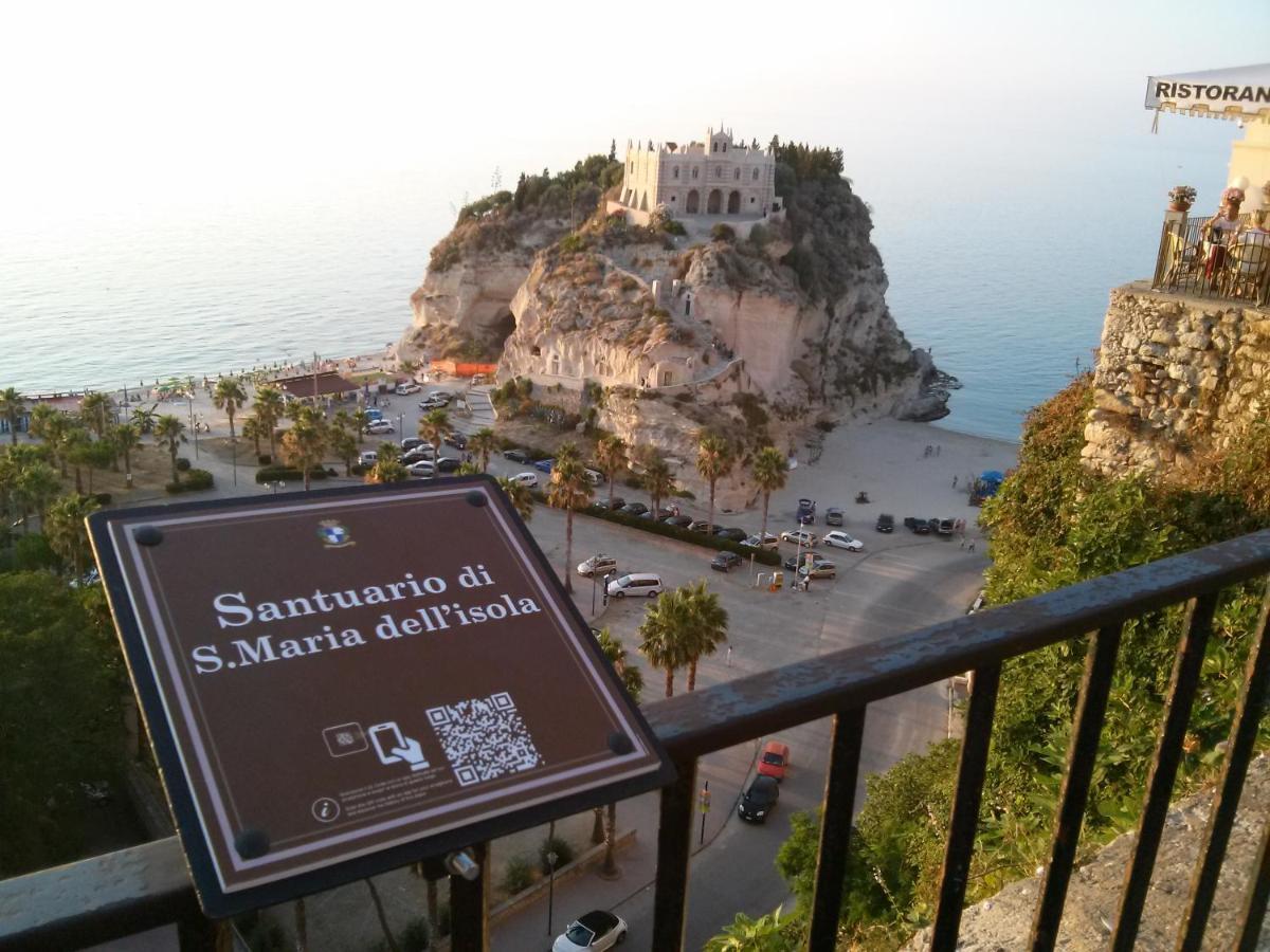 Villa Rosa Tropea Exterior photo